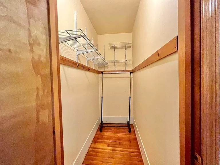 558 Washington St #1 — Photo 16