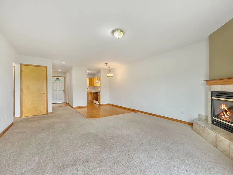 90560 Logan Rd ~ Meiners 26-0215DME01 — Photo 12