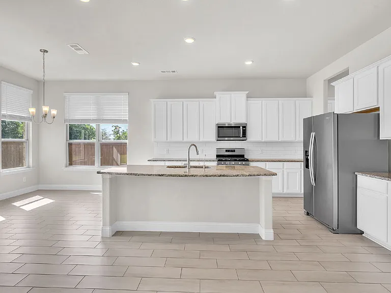 7243 Crowell Ave — Photo 9