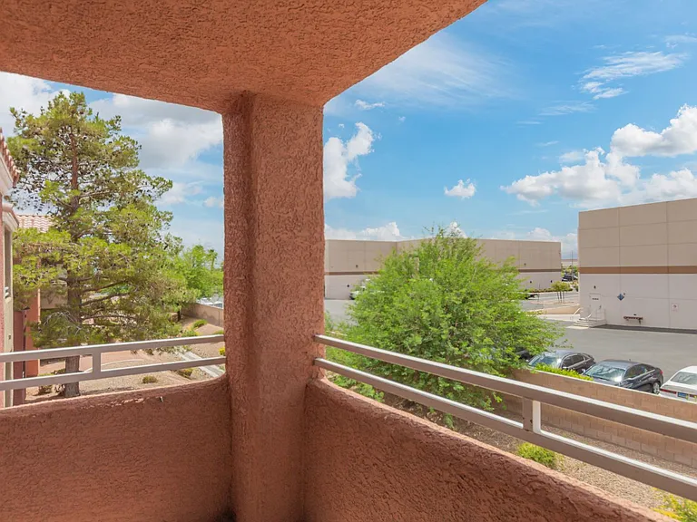 4730 E Craig Rd #32 — Photo 20