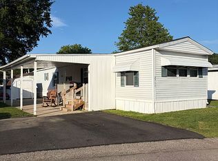 2711 Green Acre Dr, Erie, PA 16506