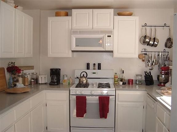 Bright Kitchen