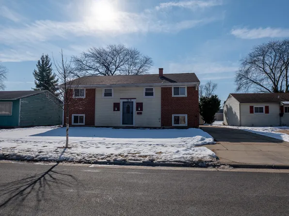 71 Cambridge Ln, Glendale Heights, IL 60139