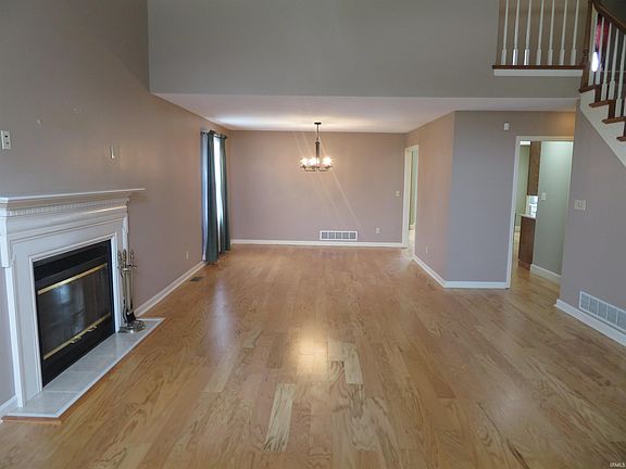 3rd image of 7511 W Middlefield Rd