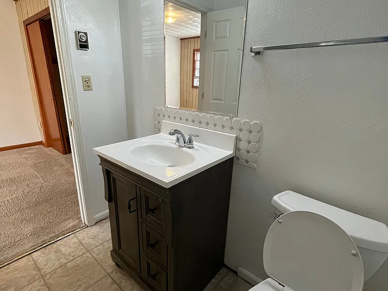 Apartment Heights — Photo 40