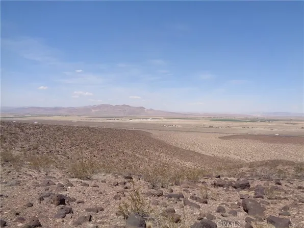 1 Rocky View Rd, Newberry Springs, CA 92327