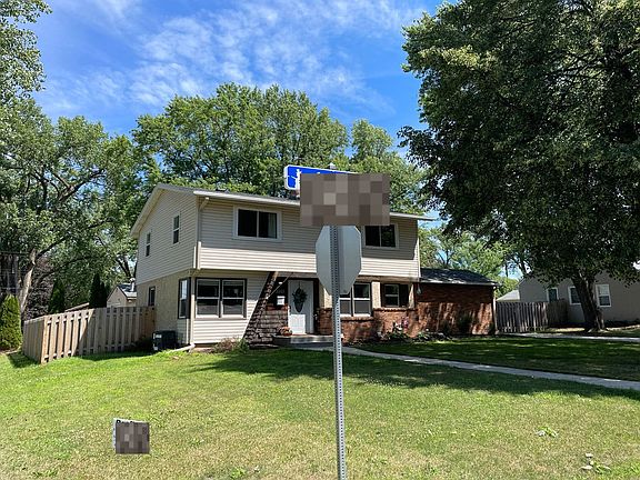 3rd image of 2503 1st Ave E