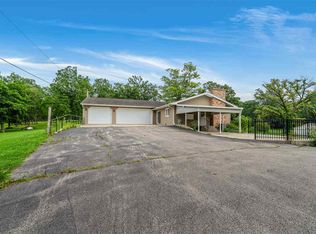 1977 N Meridian Rd, Chana, IL 61015