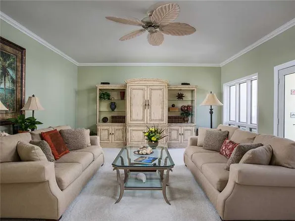 8430 Poinciana Pl, Indian River Shores, FL 32963