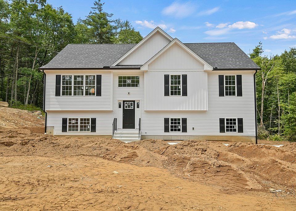 1st image of 20 Mashapaug Rd