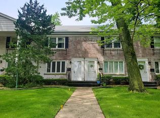 923 N Raynor Ave, Joliet, IL 60435