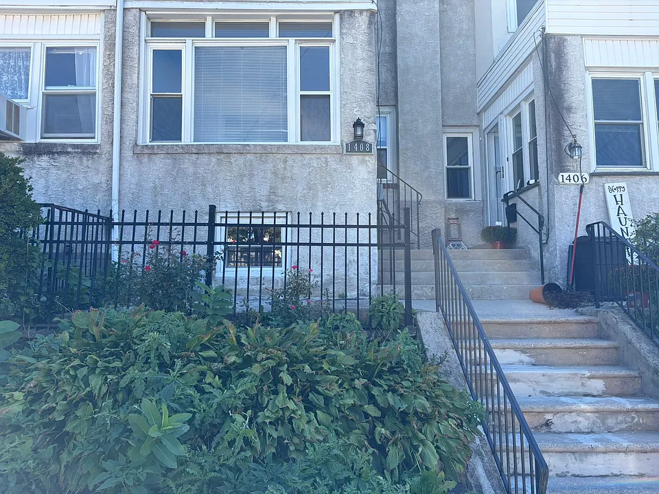 1408 Astor St