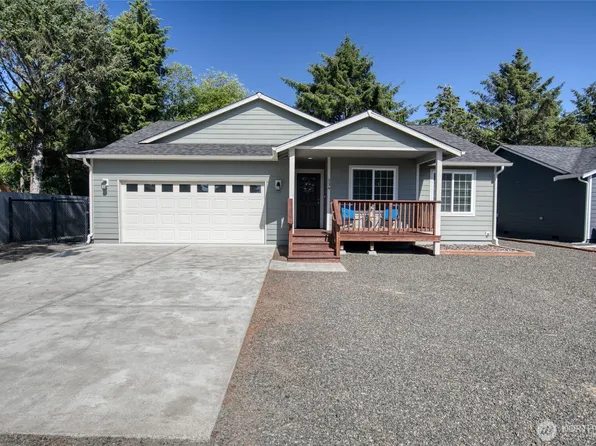334 Clover Creek Avenue NW, Ocean Shores, WA 98569