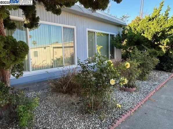 198 Hawaii Cir, Union City, CA 94587