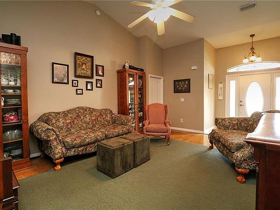 4th image of 1503 NE 47th Ave