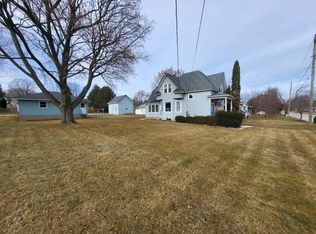 23 N Geneva Ave, Sturgeon Bay, WI 54235