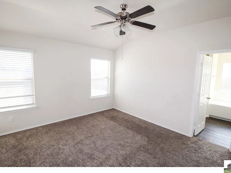 2044 Wigeon Way — Photo 10