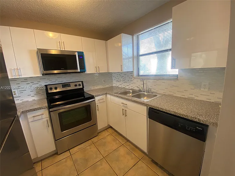 3263 Kirk Rd #2 — Photo 7