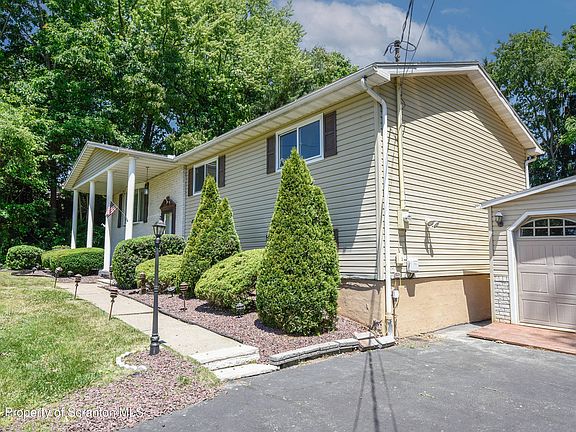 5th image of 2610 Price St