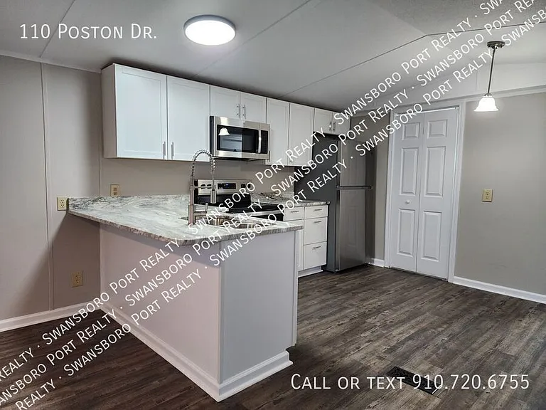110 Poston Dr — Photo 9