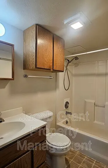 5023 E Walker Ave #B — Photo 7