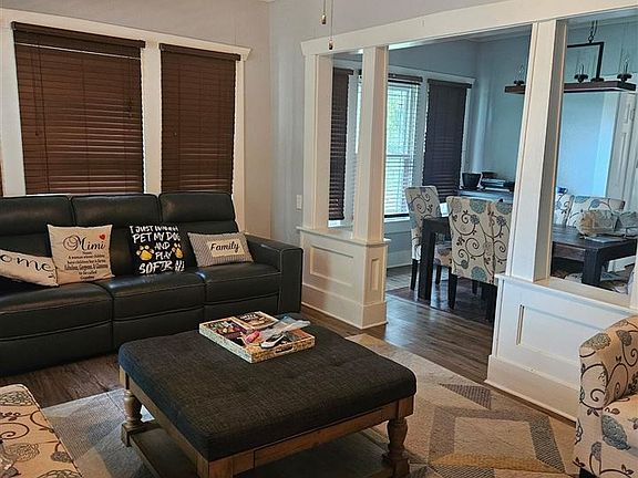 3rd image of 414 N Tull Pl