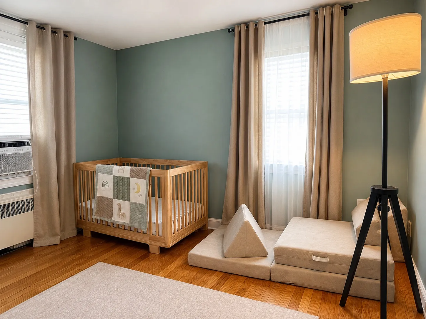 2 bed, $2,400 — Photo 3