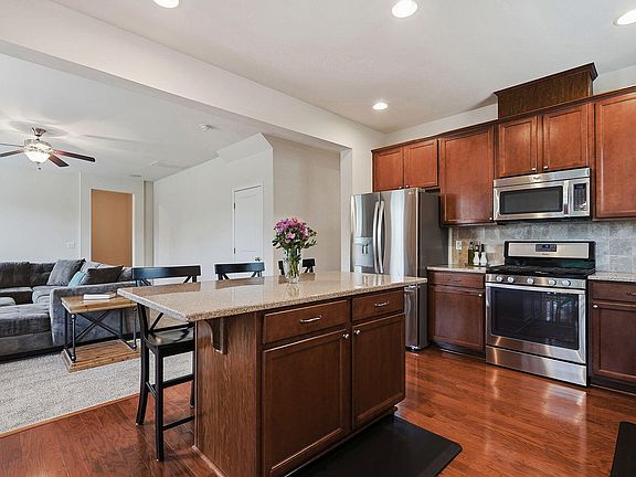 5th image of 3405 Sutters Mill Ln