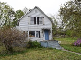 81 North St, Norwich, CT 06360