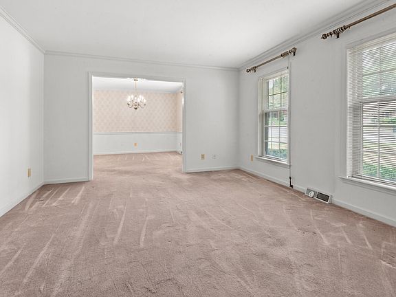 3rd image of 3324 Gondola Ct