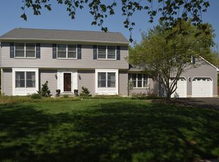 36 Cartwright Dr W, Princeton Junction, NJ 08550