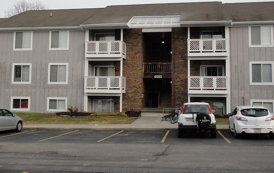 1st image of 1208 University Ter APT B