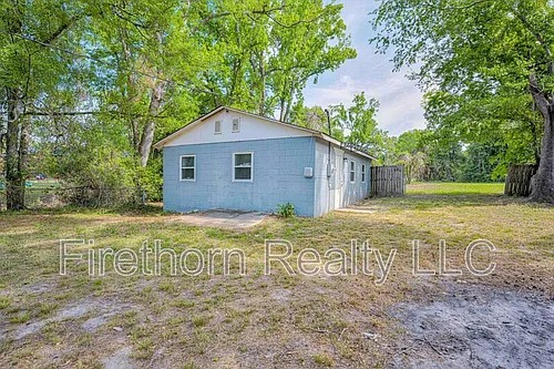 2719B Meadowbrook Dr Photo 1