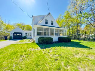 1117 River Rd, Buxton, ME 04093