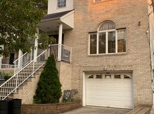 16 Wadsworth Ave, Staten Island, NY 10305