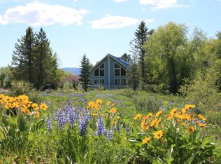 388 Middle Branch Dr, Star Valley Ranch, WY 83127