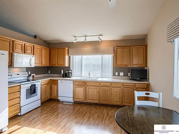 4th image of 4108 N 169th St