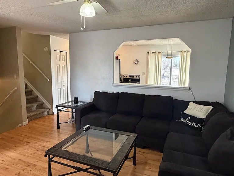 2236 Fernwood Dr — Photo 6