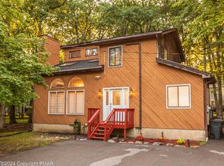 1157 Belaire Dr, East Stroudsburg, PA