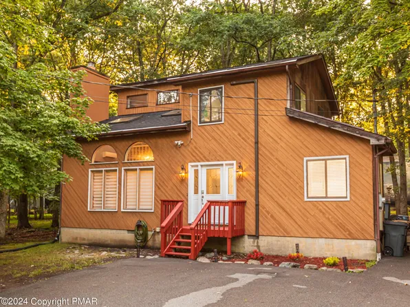 1157 Belaire Dr, East Stroudsburg, PA 18301