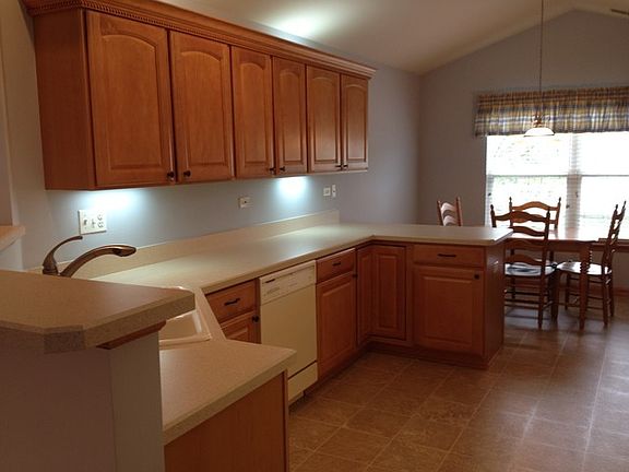5th image of 2472 Wilton Ln