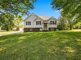 2408 Lake Shore Dr, Spring Hill, TN 37174