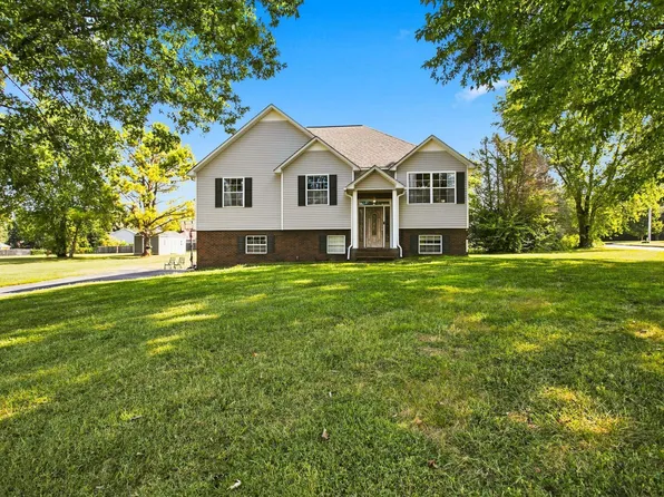 2408 Lake Shore Dr, Spring Hill, TN 37174