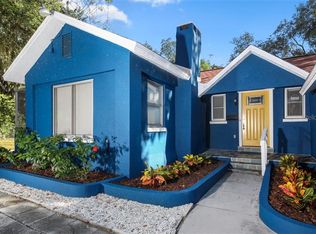 2409 Walker Cir, Sarasota, FL 34234