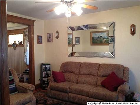 4th image of 36 Palmer Ave