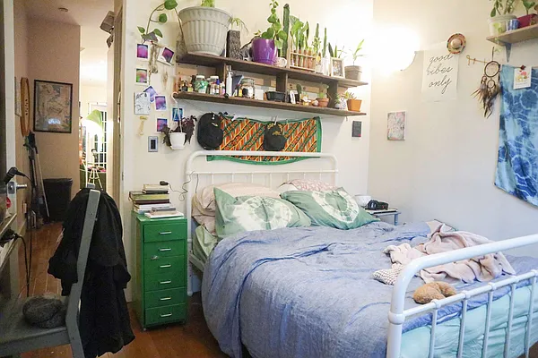 Rented by Lofts and Flats LLC | media 9