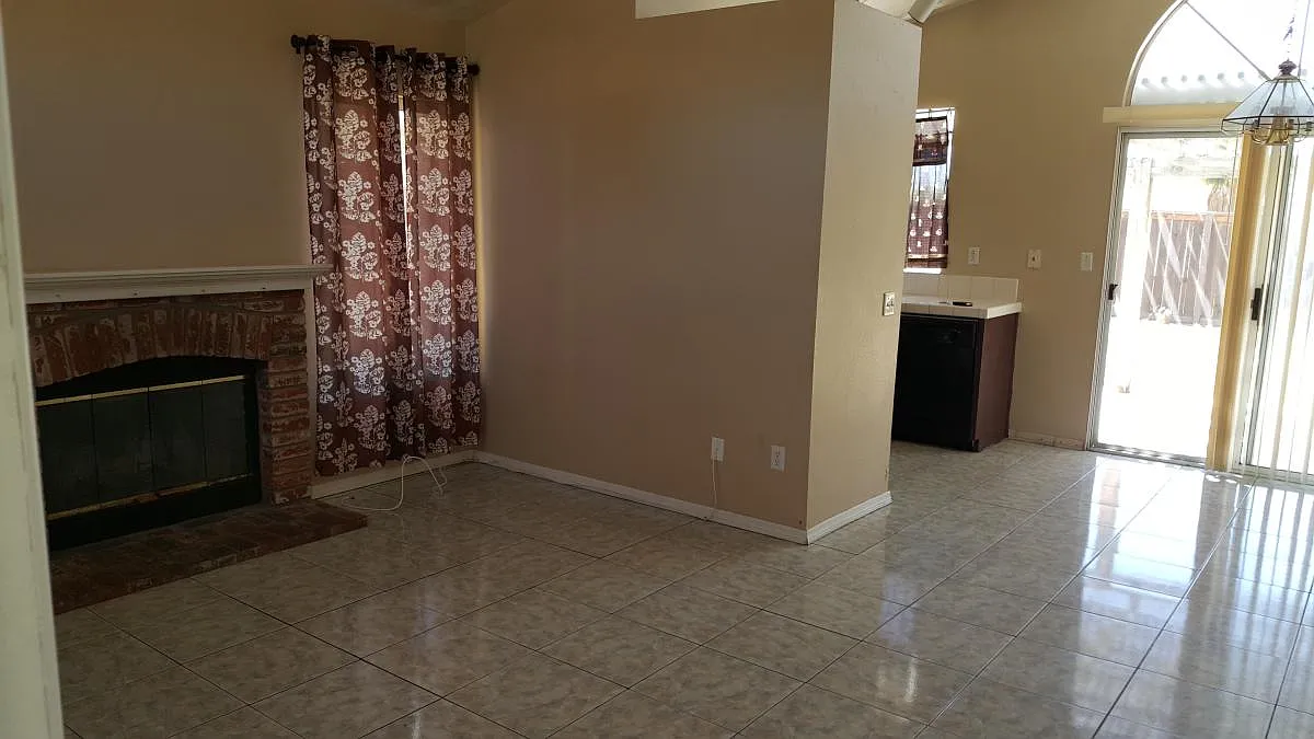 26181 Le Mans Dr — Photo 4