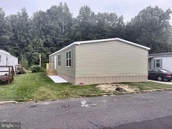 2nd image of 202 Jacobstown New Egypt Rd Trailer 185