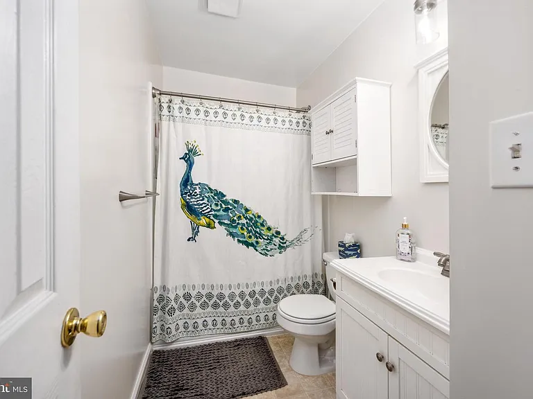1705 Sherwood Dr — Photo 24