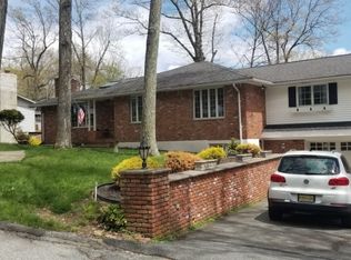 13 Rhone Rd, Hopatcong, NJ 07843